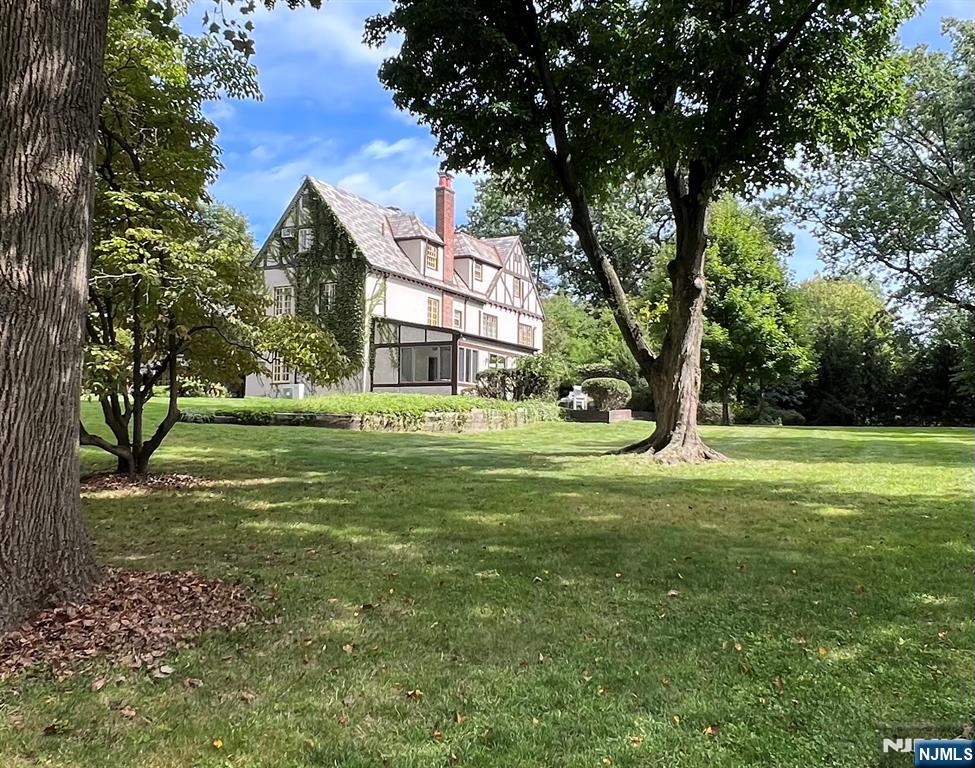 45 Dwight Place 8