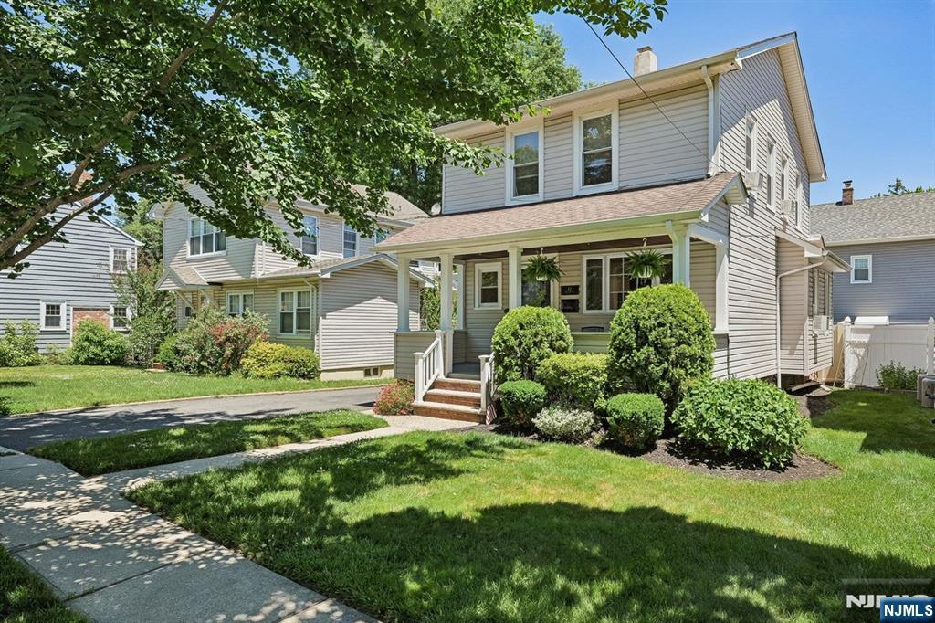 82 Vreeland Avenue