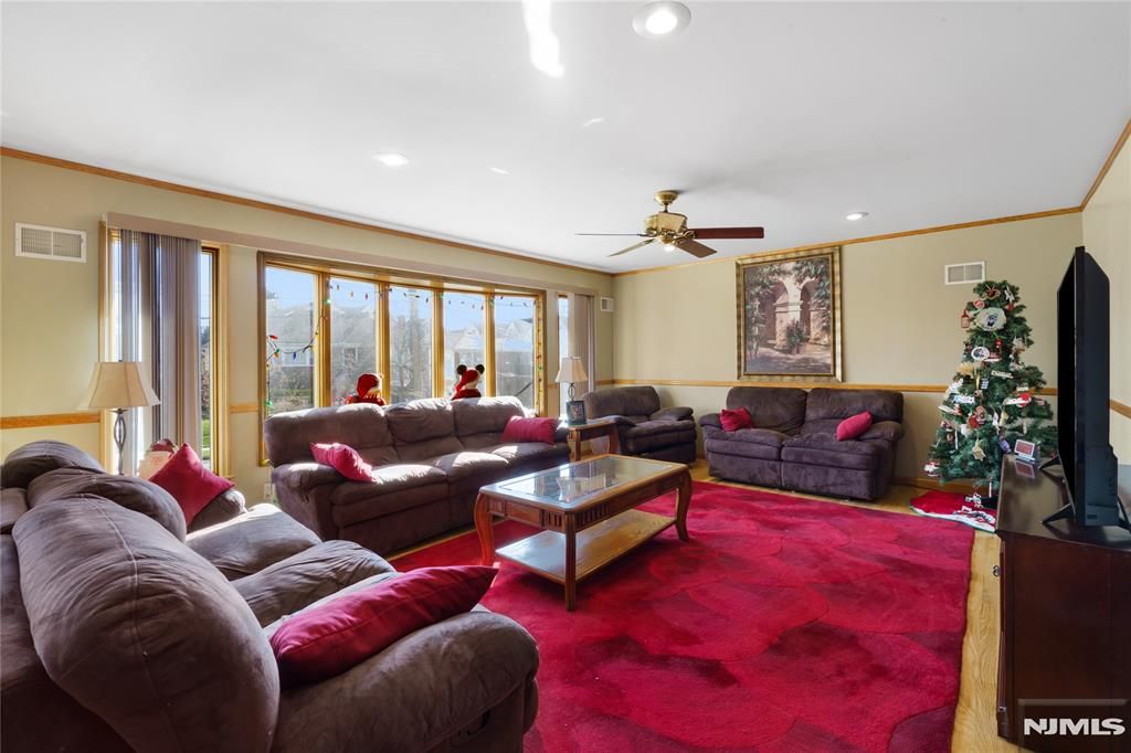 Photo of 17 Pleasant Place, Kearny, NJ 07032 (MLS # 25042566)