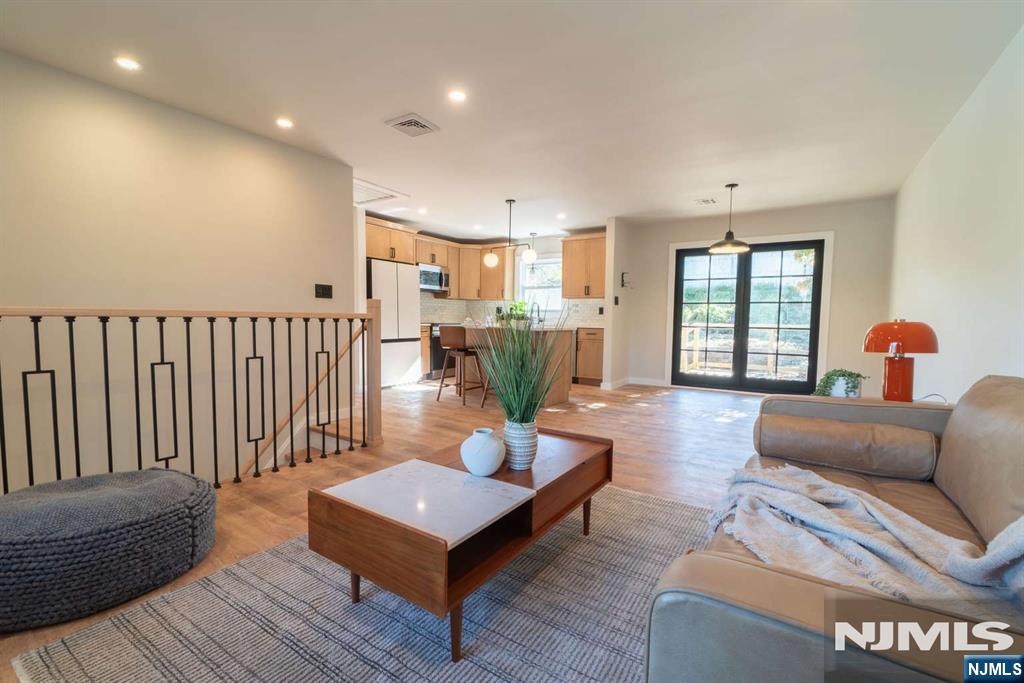 102 Brooklyn Mountain Road