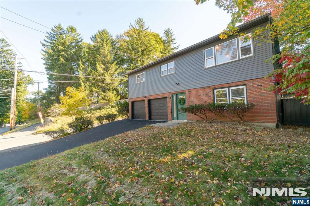 102 Brooklyn Mountain Road