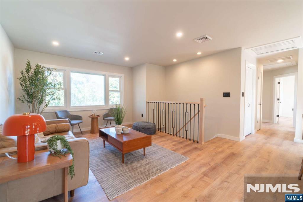 102 Brooklyn Mountain Road