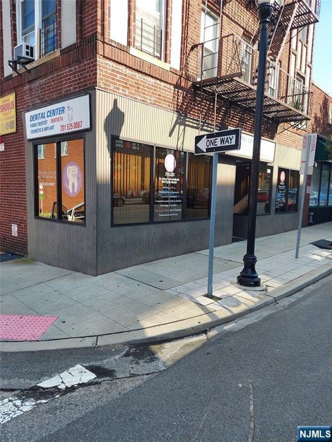 Photo of 7 E Ward Street, Hackensack, NJ 07601 (MLS # 26034578)