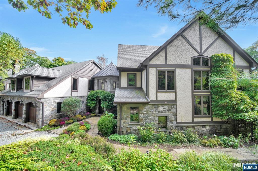 307 Freemans Lane