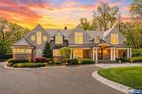 Photo of 555 Miller Court, Wyckoff, NJ 07481 (MLS # 26019783)