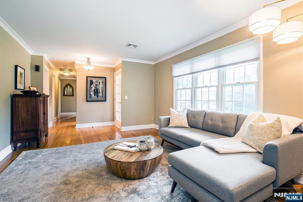 14 Clifford Drive