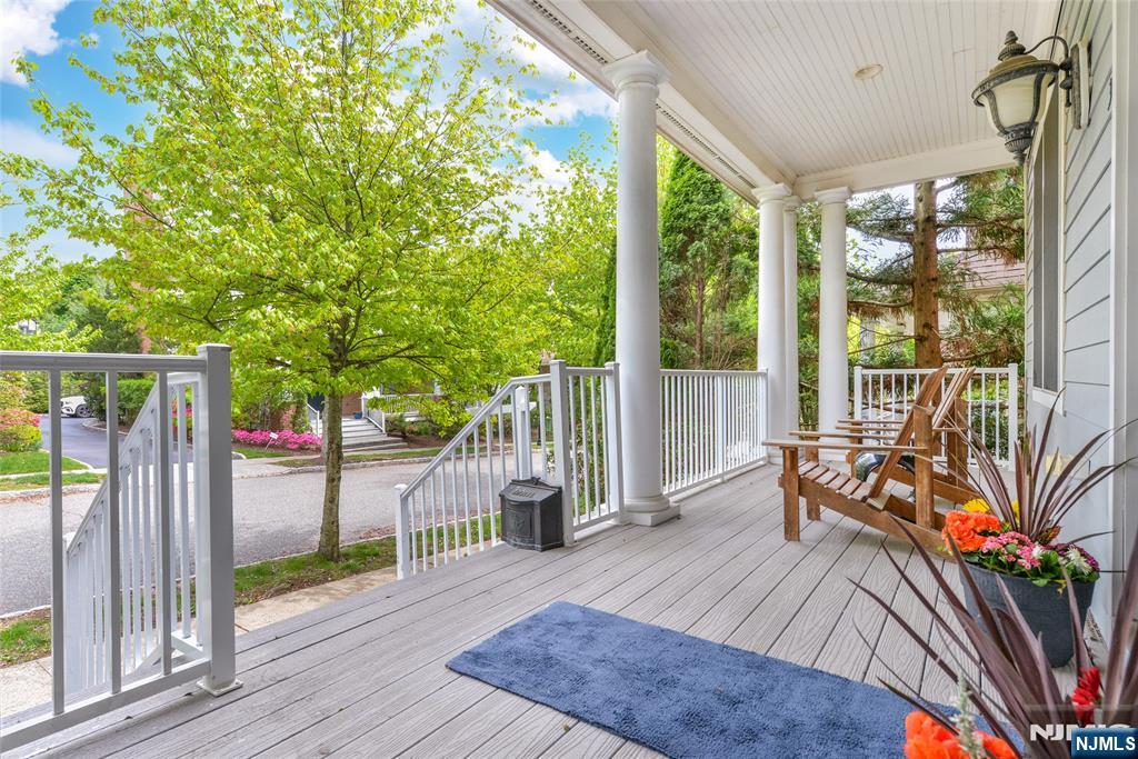 3 Christopher Court