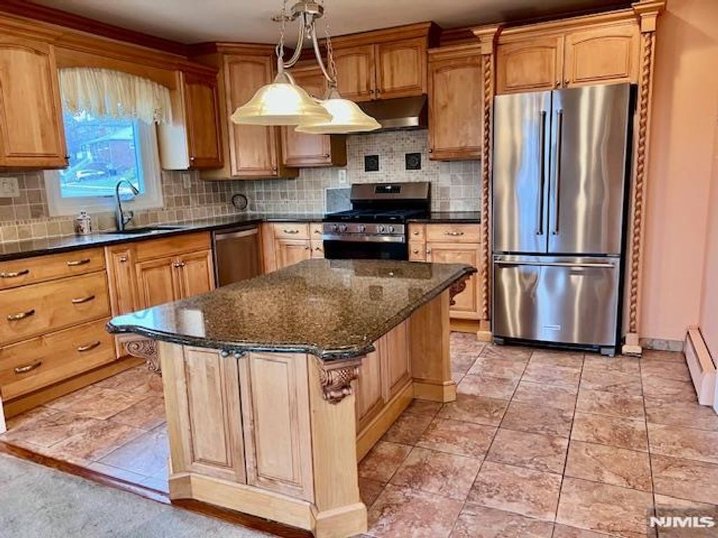 Photo of 661 Clinton Place, Ridgefield, NJ 07657 (MLS # 26009480)