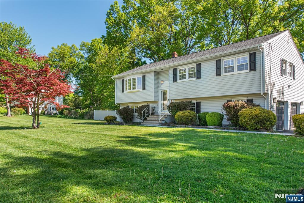 6 Beaumont Place