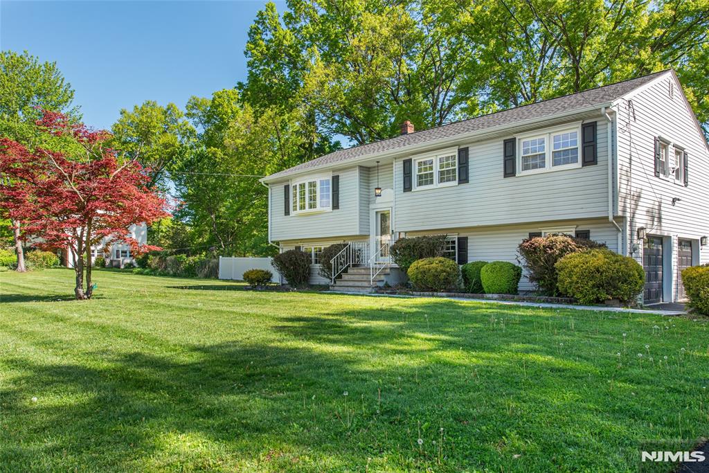 6 Beaumont Place