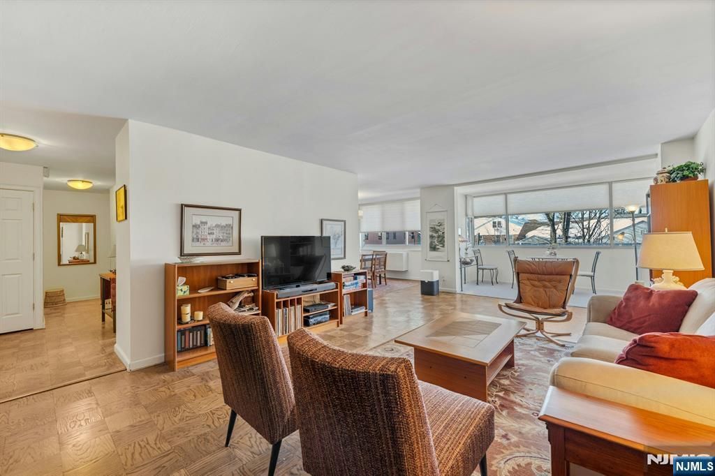 Photo of 2150 Center Avenue #3C, Fort Lee, NJ 07024 (MLS # 26009709)