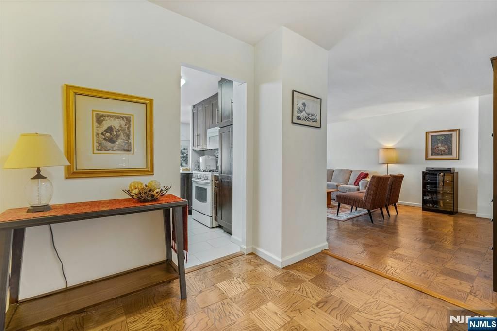 Photo of 2150 Center Avenue #3C, Fort Lee, NJ 07024 (MLS # 26009709)