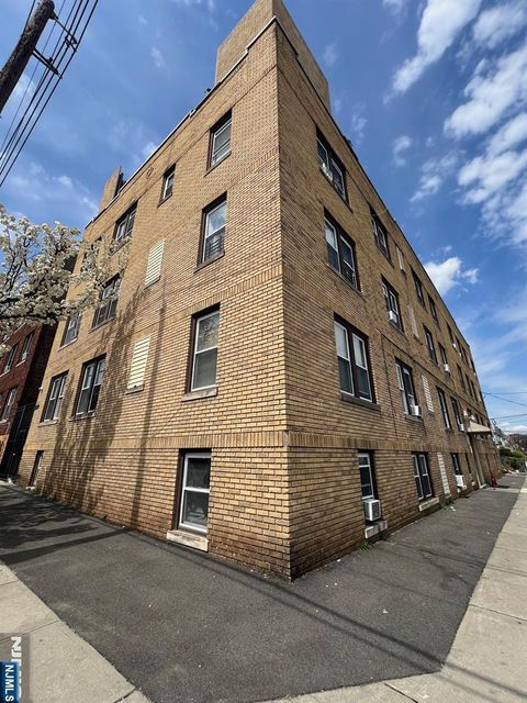 420 E 26th Street Paterson NJ 07514