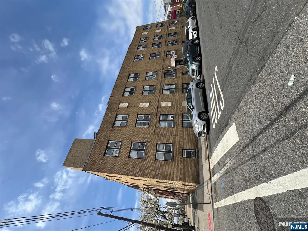 420 E 26th Street