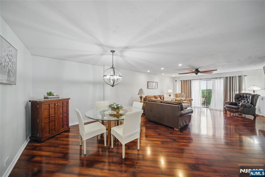 265 Main 707