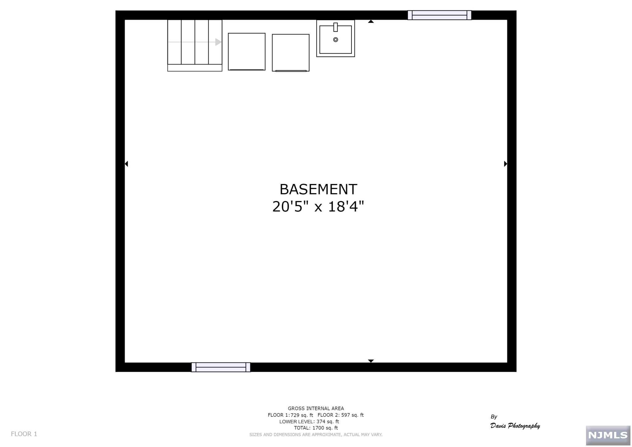 Main image without alt text