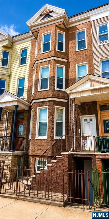 143 Hopkins Avenue
