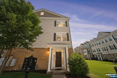 Photo of 84 Truman Dr, Wood Ridge, NJ 07075 (MLS # 26004096)