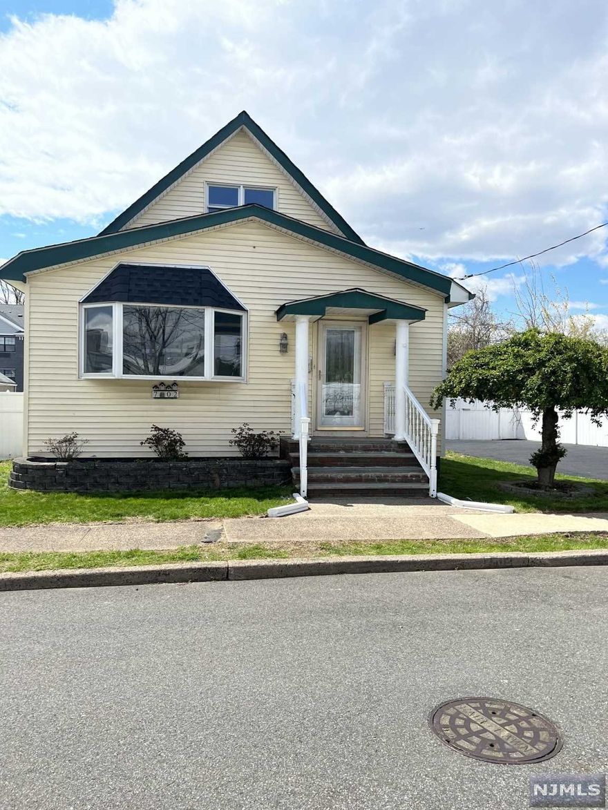 Beautiful Renovated home. New Roof, new central ac, new central heat, new kitchen, new floor and many more updates. 1st fl. Living room, dining room, kitchen, bath, 1 bdrm. 2nd fl. 2 bdrm., full bath,. Finished Basement full bath, family room, recreational room, laundry room. Driveway and large private back yard.