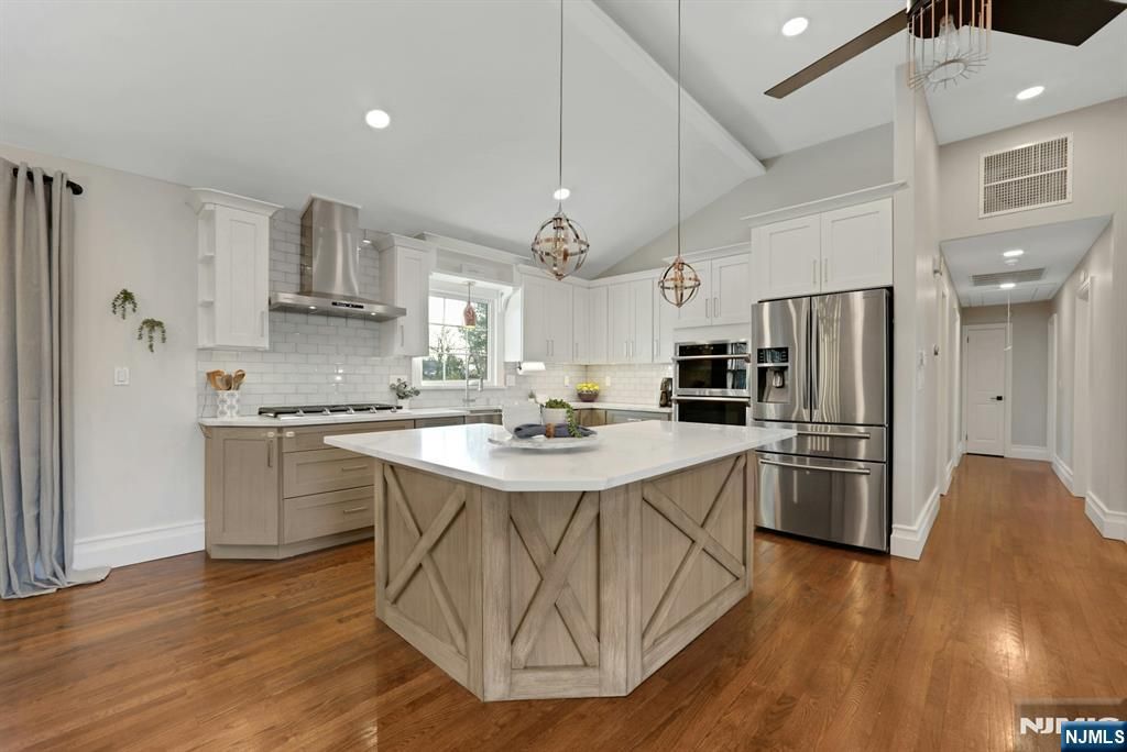 Photo of 3006 Morlot Avenue, Fair Lawn, NJ 07410 (MLS # 26004733)