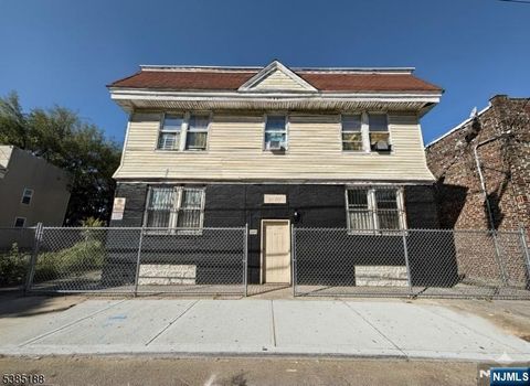 Photo of 431433 S 18th Street, Newark, NJ 07103 (MLS # 25033185)