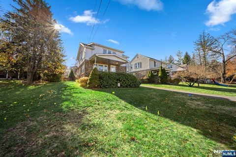 50 Faner Road Midland Park NJ 07432