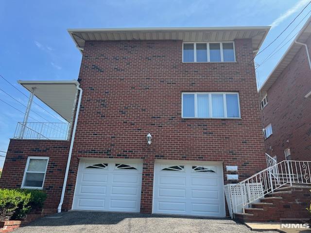 Rental Property at 335 E Central Blvd 1st Floor, Palisades Park, New Jersey - Bedrooms: 1 
Bathrooms: 1 
Rooms: 5  - $2,000 MO.