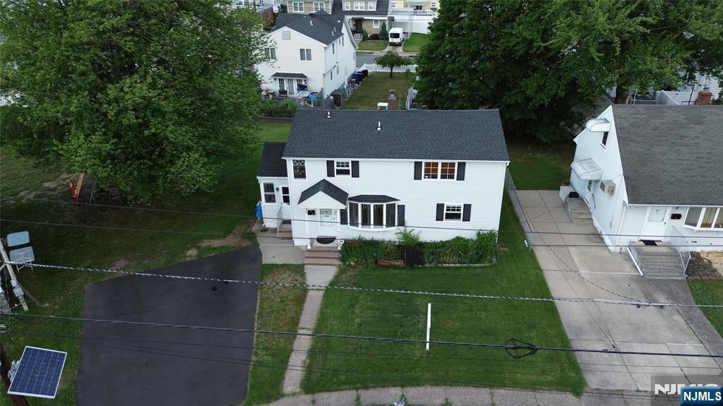 92 Anderson Avenue
