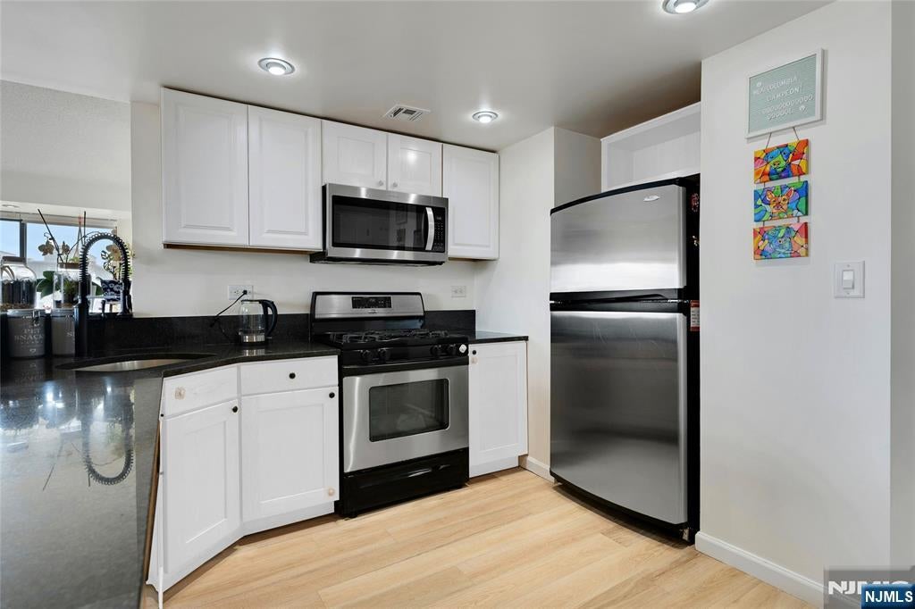 700 1st Street 6H