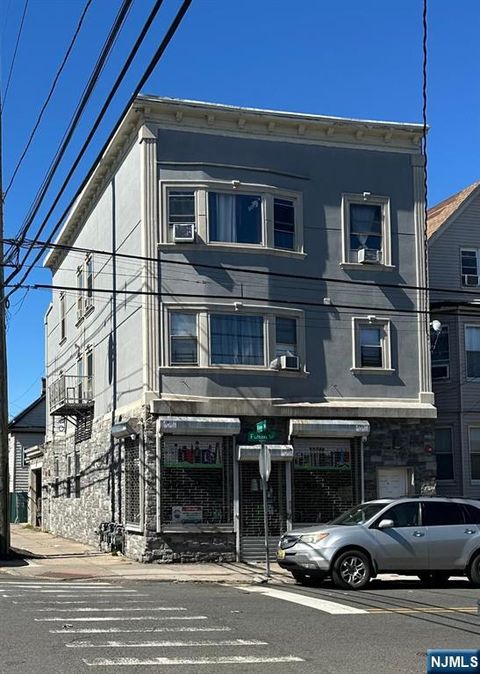 Photo of 500 Fulton St #Apt 1, Elizabeth, NJ 07206 (MLS # 26009853)