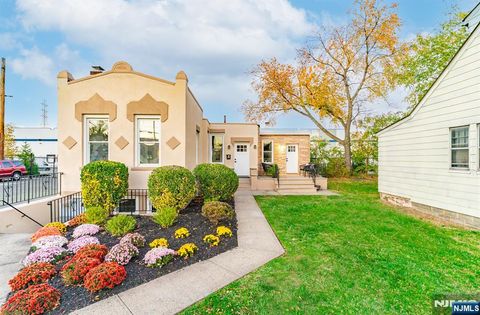 Photo of 86 Roosevelt Avenue, Belleville, NJ 07109 (MLS # 26001401)