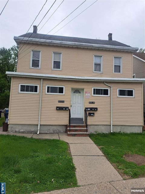 Photo of 163165 Central AVE #2W, Hackensack, NJ 07601 (MLS # 26015988)