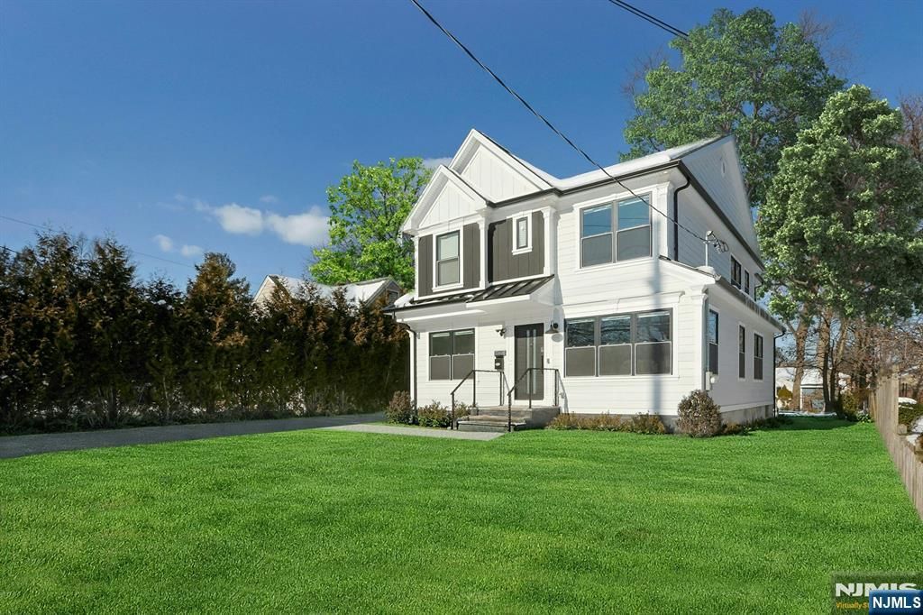 Photo of 676 Ridgewood Road, Oradell, NJ 07649 (MLS # 26004336)