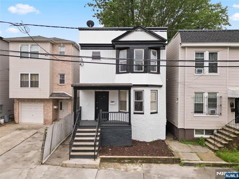 47 Tichenor Terrace 2 Irvington NJ 07111