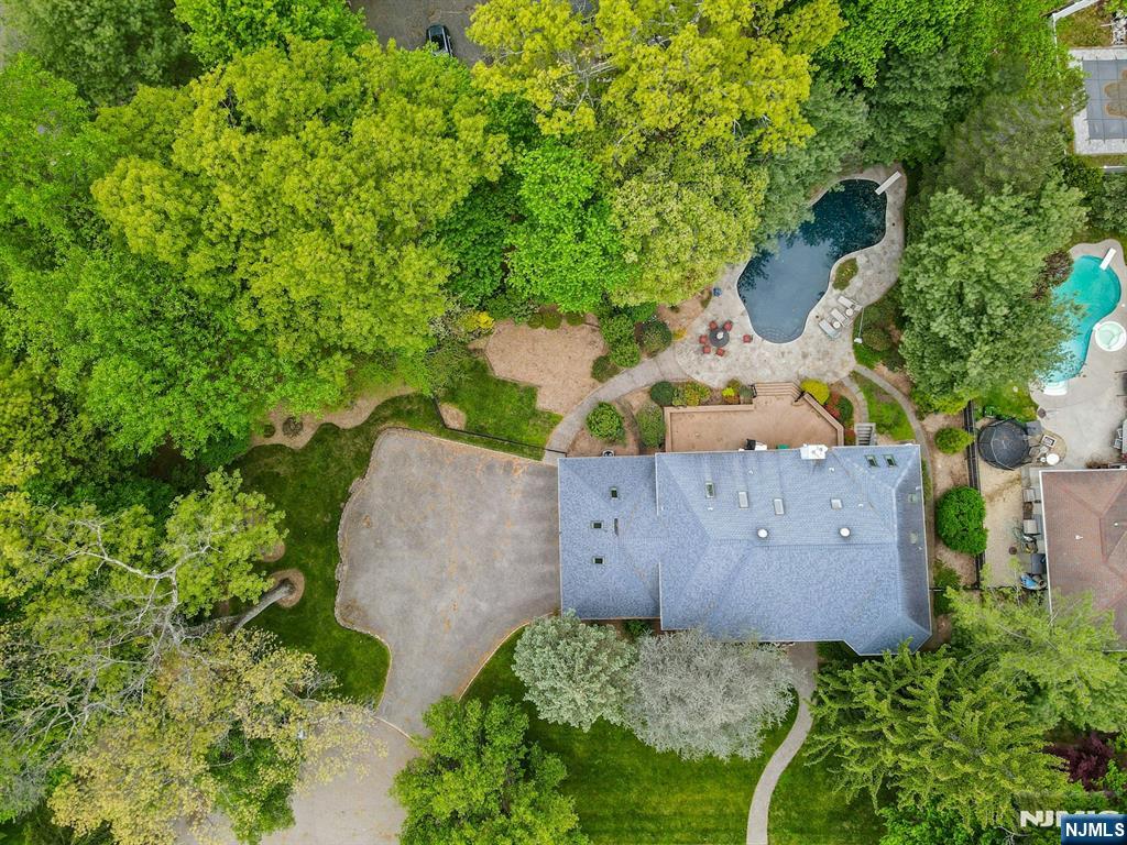 10 Parker Place