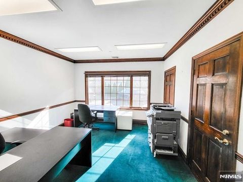 Photo of 36 Farview Terrace #Rear Office, Paramus, NJ 07652 (MLS # 26018948)