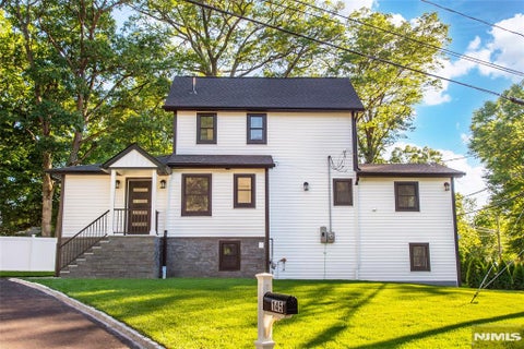 Photo of 145 Grove Street, Mahwah, NJ 07430 (MLS # 26022463)