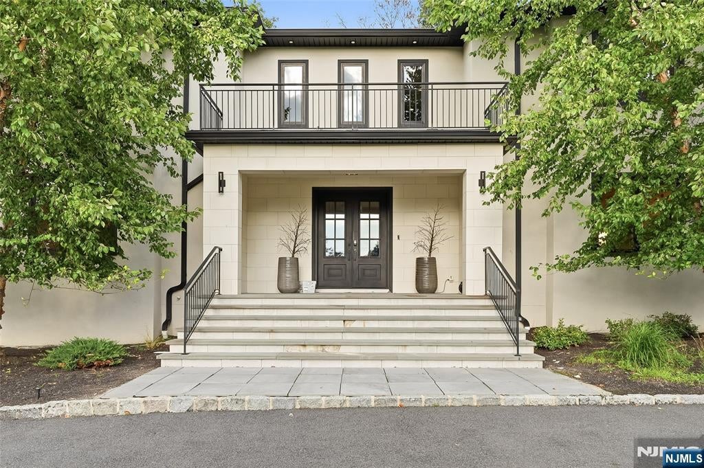 Homes for Sale in Northern NJ | ThisIsRiverEdge.com 55 Kennedy Drive