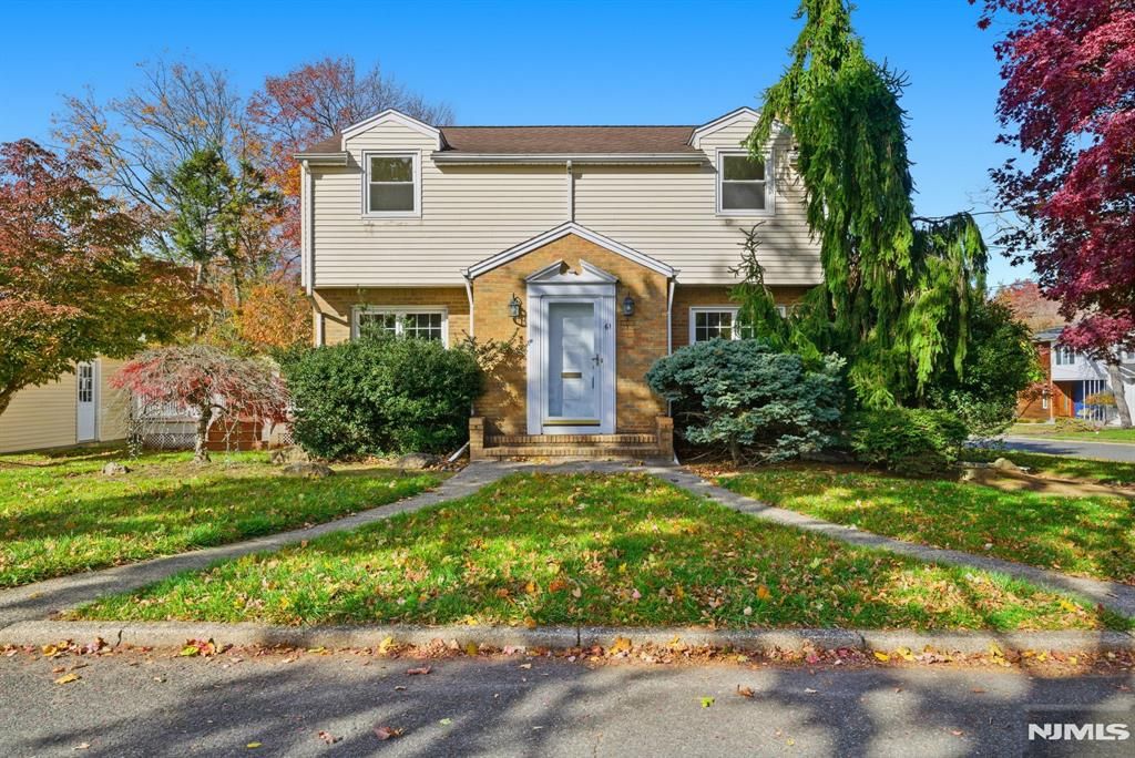 Photo of 61 Rose Street, Cresskill, NJ 07626 (MLS # 26000382)