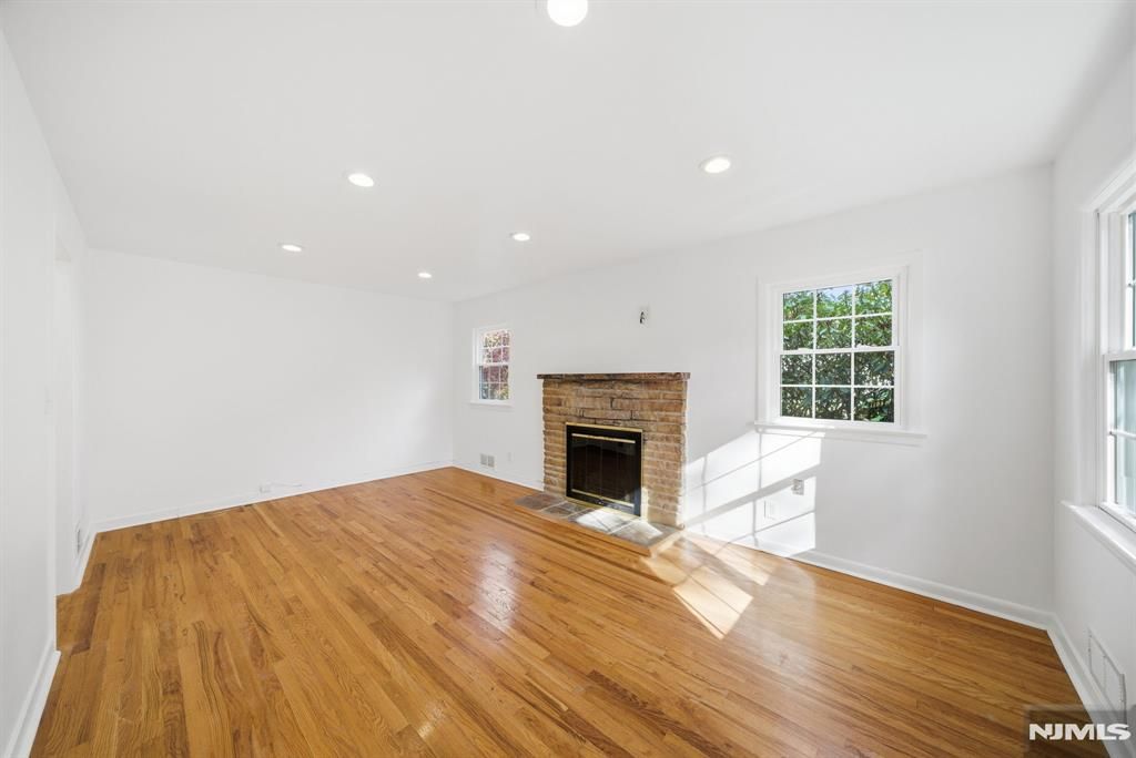 Photo of 61 Rose Street, Cresskill, NJ 07626 (MLS # 26000382)