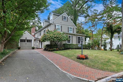 10 Orchard Place Tenafly NJ 07670