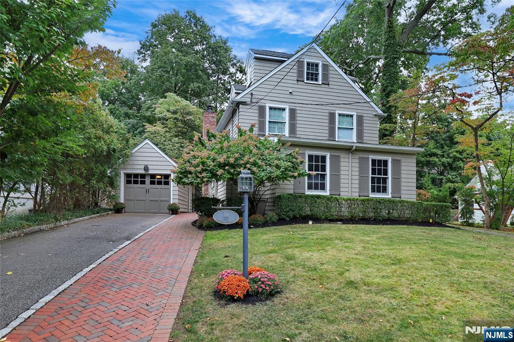 10 Orchard Place