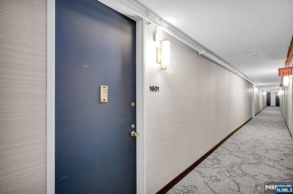 300 Winston Drive C1601