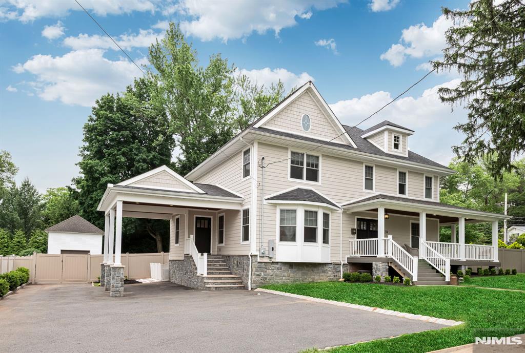 334 Durie Avenue
