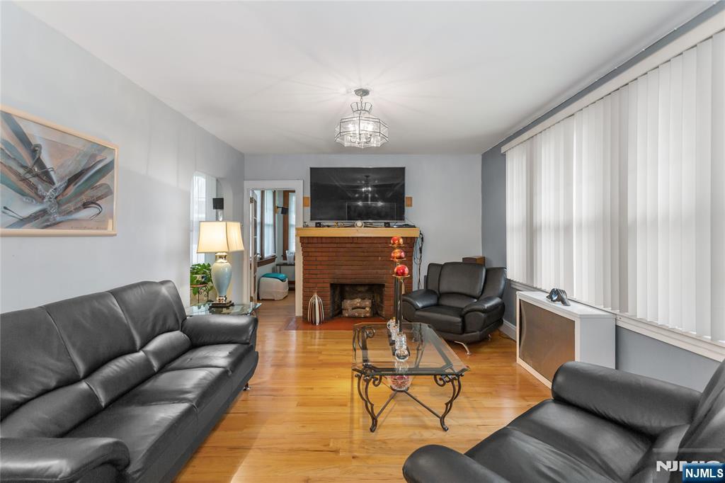 171 Jackson Avenue
