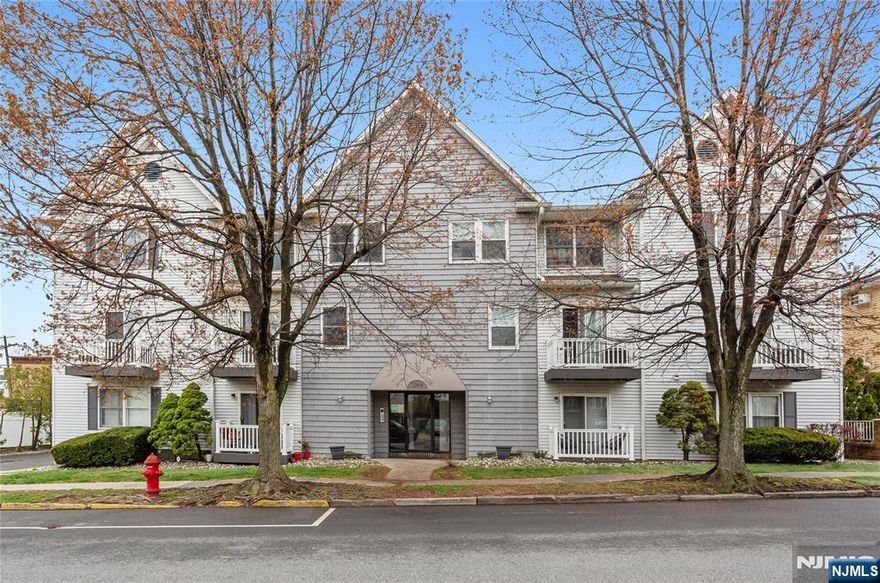 Move-in ready 2-bedroom condo at 438 Forest St in the heart of Kearny. This well-maintained home offers a functional layout and low-maintenance living, perfect for homeowners or investors. Prime location just minutes from NJ Transit bus lines and the Harrison PATH station for an easy NYC commute, with quick access to Route 21, Route 280, and the NJ Turnpike. Close to shopping, restaurants, and everyday essentials along Kearny Ave, plus nearby West Hudson Park for outdoor space and recreation. Conveniently located near schools and local amenities. A great opportunity to own in one of Kearnyâ€™s most commuter-friendly locations.