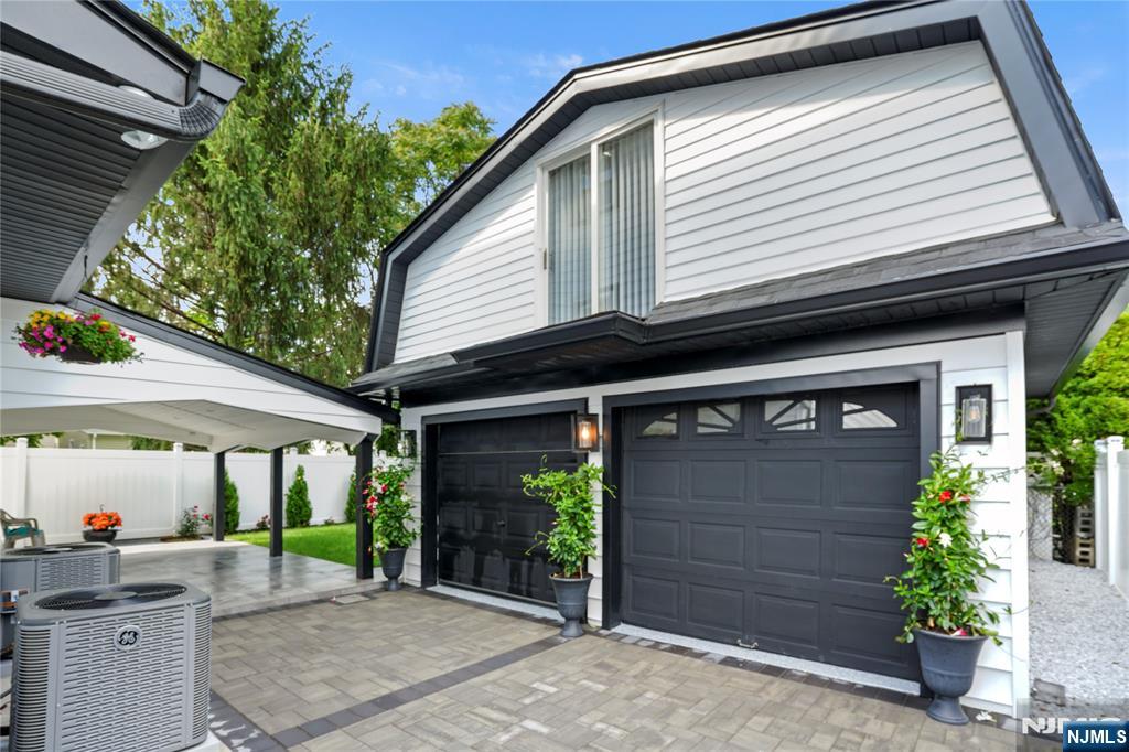 243 Hayward Place