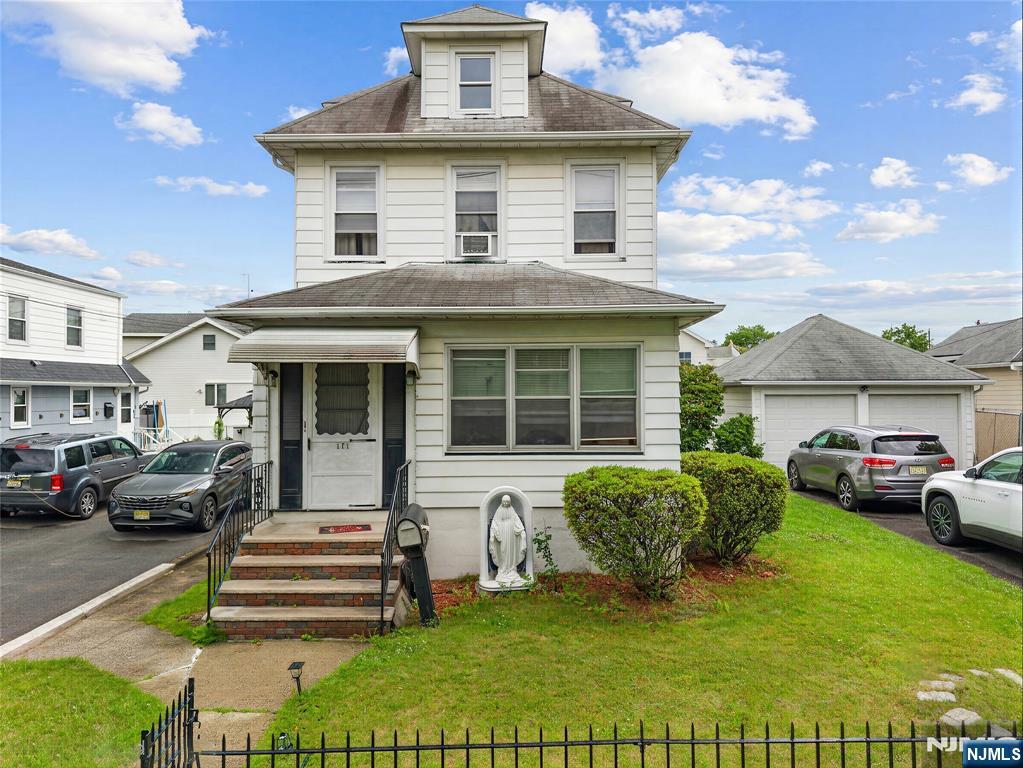 171 Madeline Avenue
