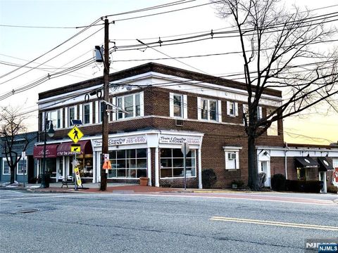 2 Berkshire Street Apt 1 Oradell NJ 07649