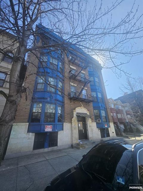 Photo of 150 Broad St #2B, Newark, NJ 07104 (MLS # 26008288)